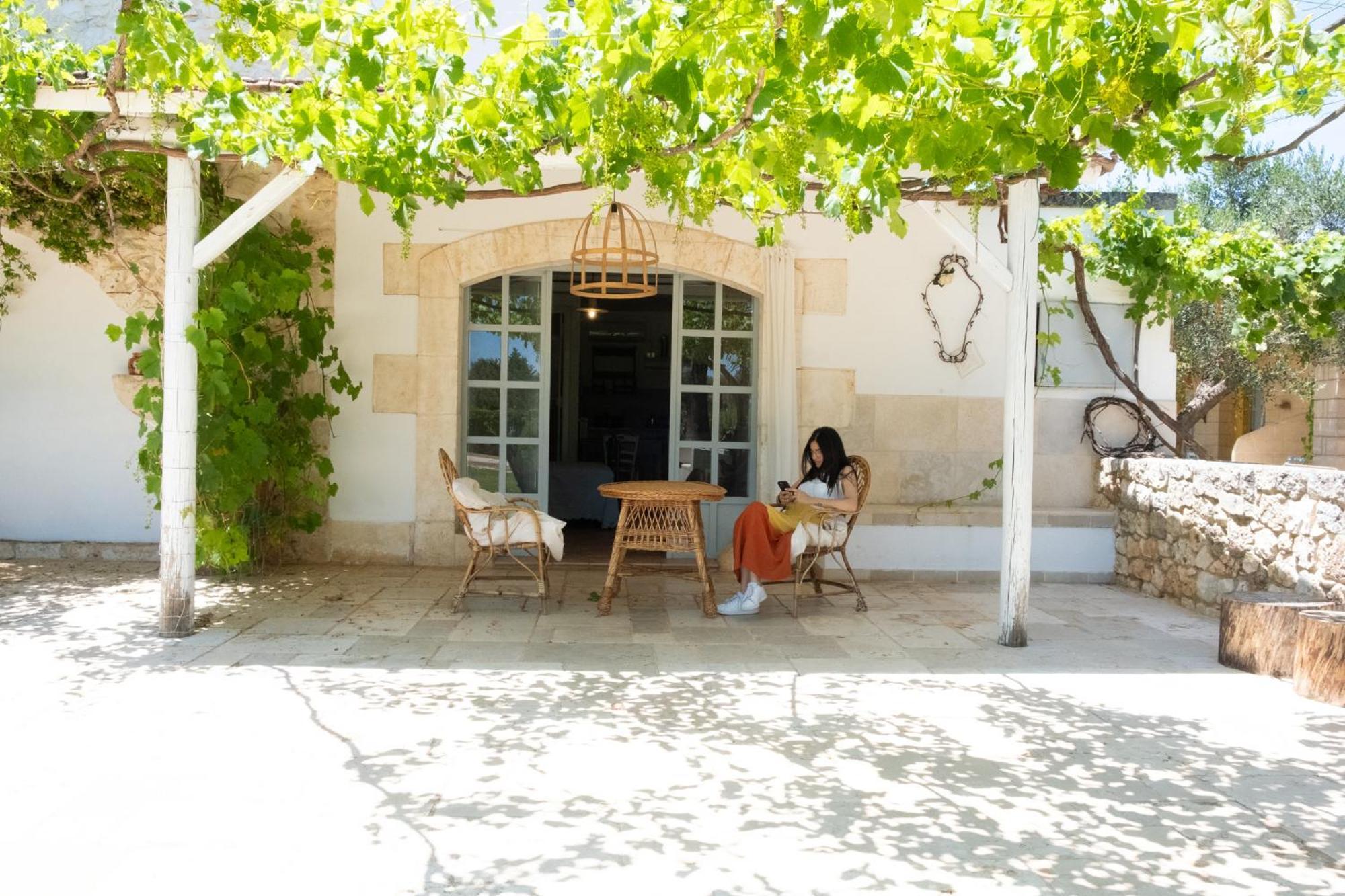 Agriturismo Masseria Carrone Carovigno Kültér fotó